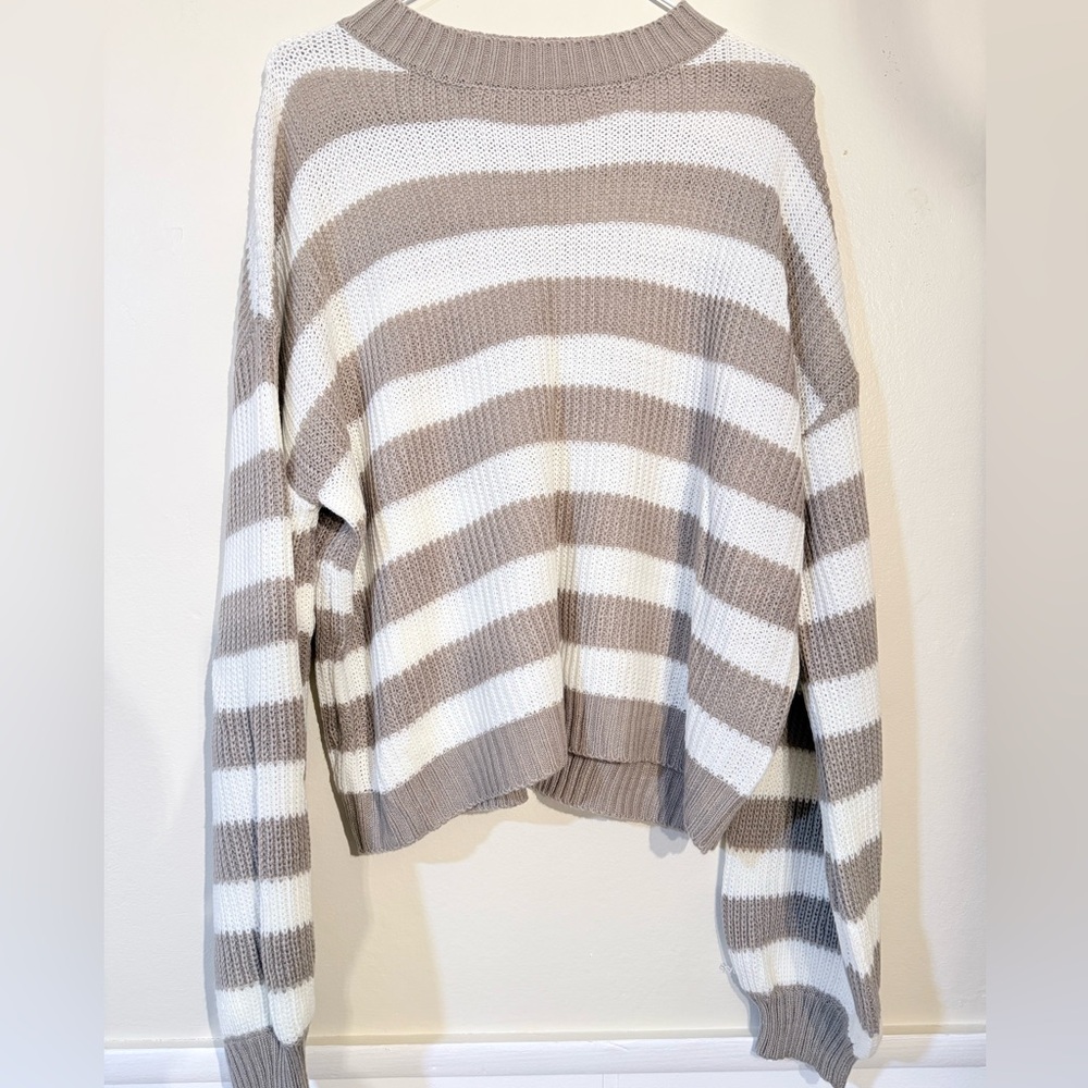 SHEIN Tan and White Striped Long Sleeve Knitted Sweater - Size Large